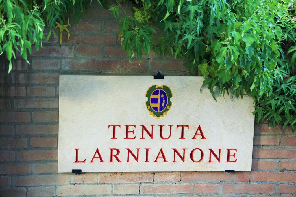 Villa Larniano เซียนา ภายนอก รูปภาพ